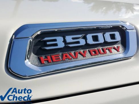 Used 2023 RAM 3500 Laramie AWD/4WD image 8