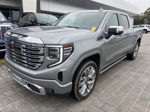 Used 2024 GMC Sierra 1500 Denali image 8