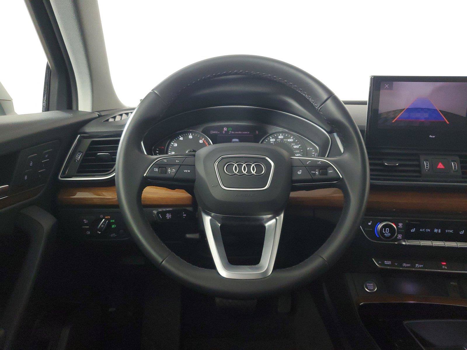 Used 2023 Audi Q5 2.0T Premium AWD/4WD image 16