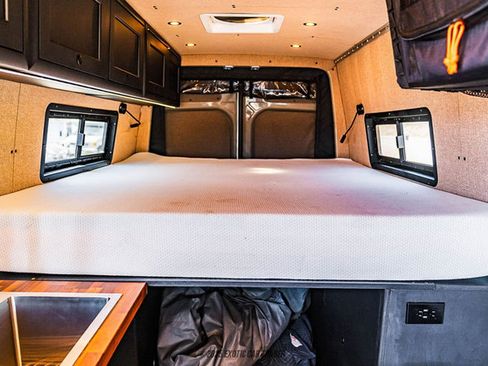 Used 2019 Mercedes-Benz Sprinter 4x4 170 image 30