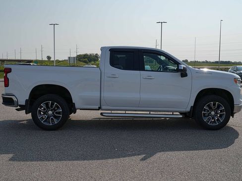 Used 2023 Chevrolet Silverado 1500 LT w/ Protection Package AWD/4WD image 5