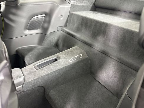 Certified 2018 Porsche 911 GT3 image 22