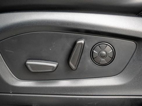 Used 2025 Ford Explorer ST-Line w/ Premium Package RWD image 5