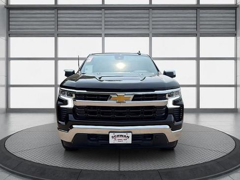 Used 2023 Chevrolet Silverado 1500 LT w/ Protection Package AWD/4WD image 9