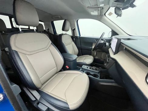 New 2026 Ford Maverick Lariat AWD/4WD image 32