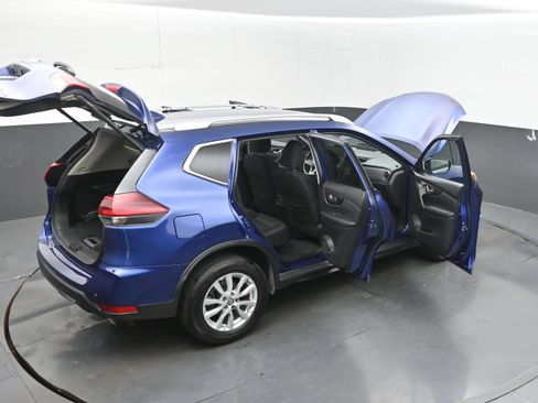 Used 2019 Nissan Rogue SV AWD/4WD image 45