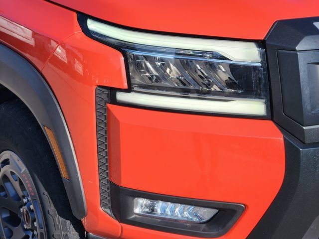 Used 2025 Nissan Frontier Pro-X RWD image 10