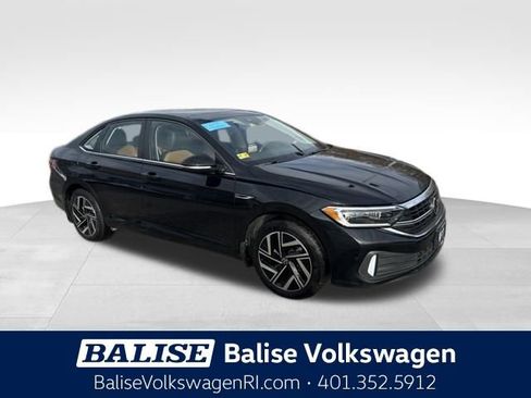 Certified 2024 Volkswagen Jetta SEL image 1