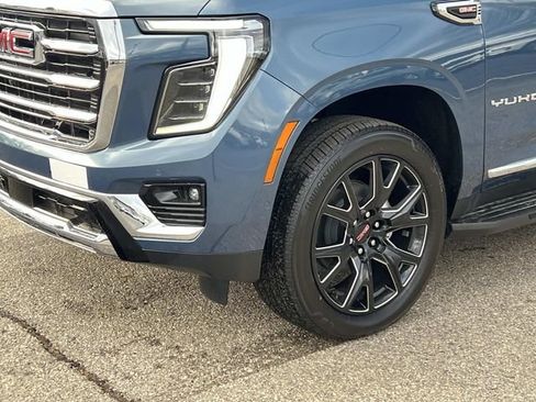 New 2026 GMC Yukon XL Elevation w/ Elevation Premium Package image 9