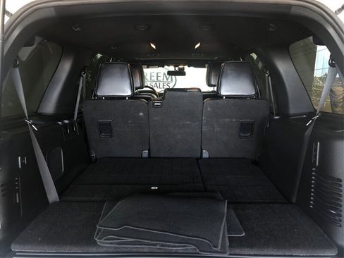 Used 2016 Ford Expedition Platinum AWD/4WD image 13