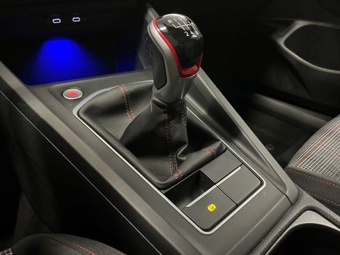 Used 2022 Volkswagen GTI SE image 13