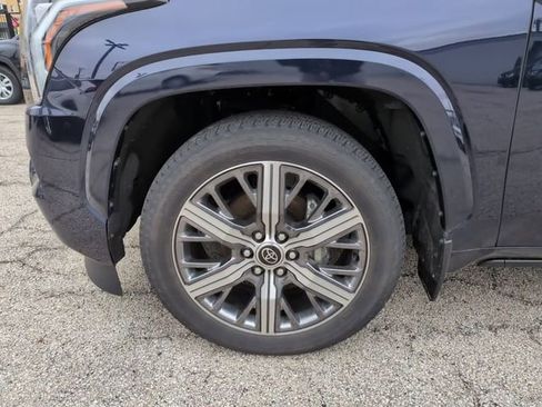 Used 2023 Toyota Sequoia Capstone AWD/4WD image 8