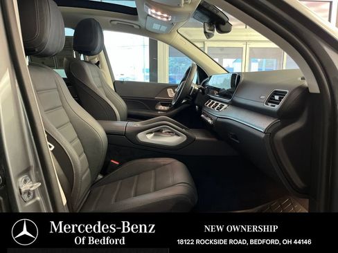Used 2026 Mercedes-Benz GLS 580 4MATIC image 19