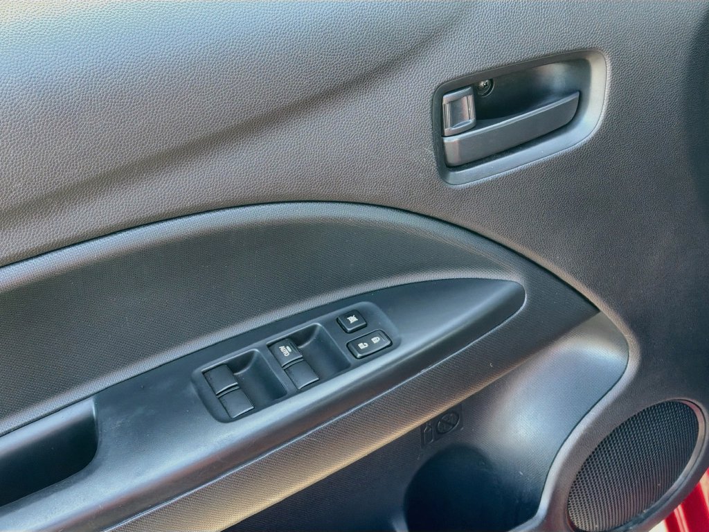 Used 2024 Mitsubishi Mirage LE FWD image 19