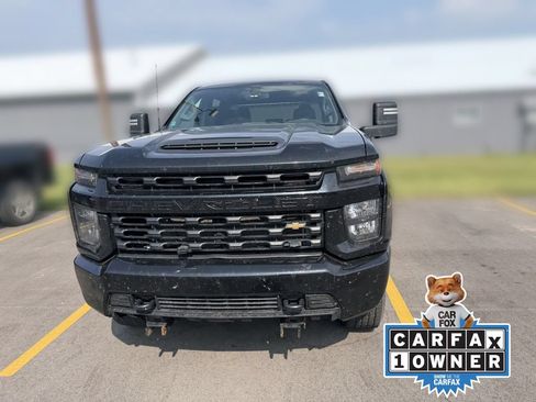 Used 2022 Chevrolet Silverado 2500 Custom w/ Custom Convenience Package AWD/4WD image 3