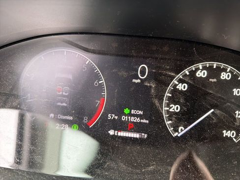 Used 2023 Honda HR-V LX image 6