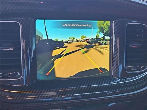 Used 2022 Dodge Charger Scat Pack RWD image 17