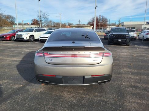 Used 2020 Lincoln MKZ w/ Convenience Package image 21