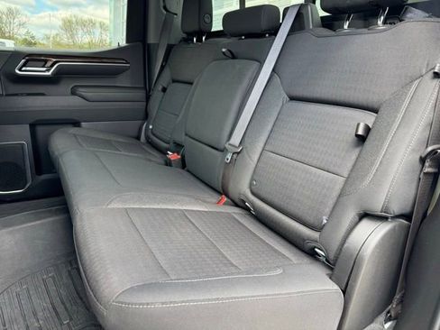 Used 2023 GMC Sierra 1500 Elevation w/ Preferred Package AWD/4WD image 6