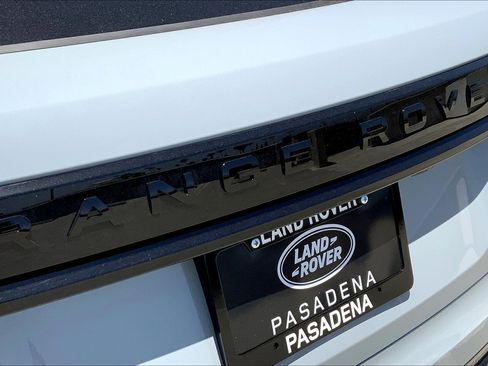 New 2026 Land Rover Range Rover Velar Dynamic SE image 6