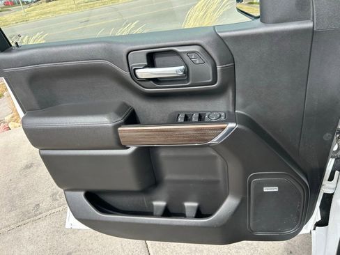 Used 2022 Chevrolet Silverado 1500 RST w/ Convenience Package II image 11