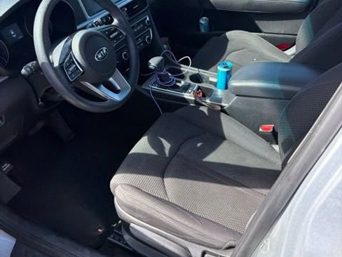 Used 2019 Kia Optima LX FWD image 1