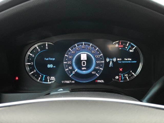 Used 2018 Cadillac Escalade ESV 4WD image 42