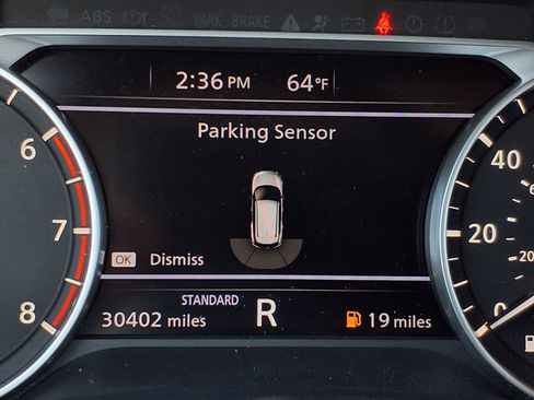 Used 2021 Nissan Rogue SV w/ Premium Package image 18