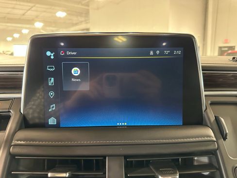 Used 2024 Chevrolet Suburban Z71 w/ Z71 Off-Road Package image 27