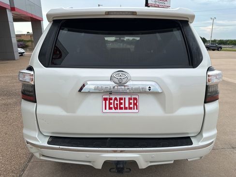 Used 2017 Toyota 4Runner Limited image 6