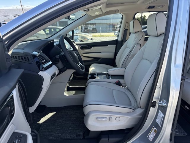 New 2027 Honda Odyssey Touring image 11