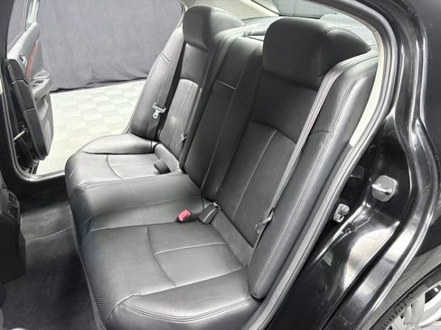 Used 2010 INFINITI G37 x Sedan w/ Premium Pkg AWD/4WD image 34