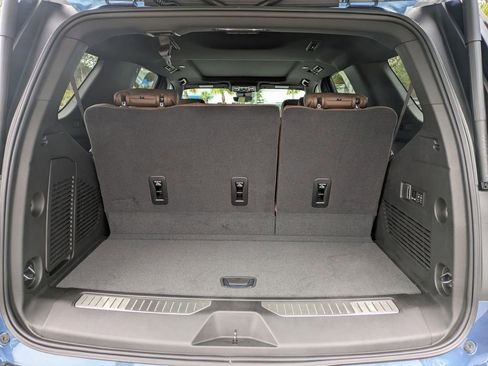 New 2026 Chevrolet Tahoe High Country image 13