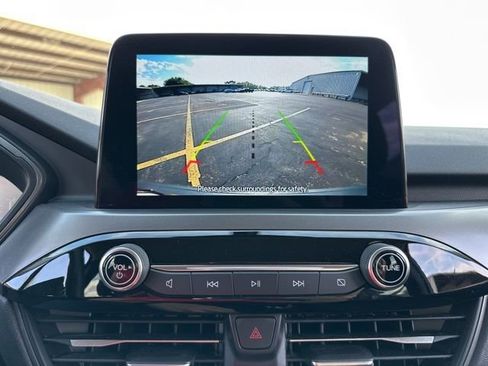 Used 2023 Ford Escape Active image 44