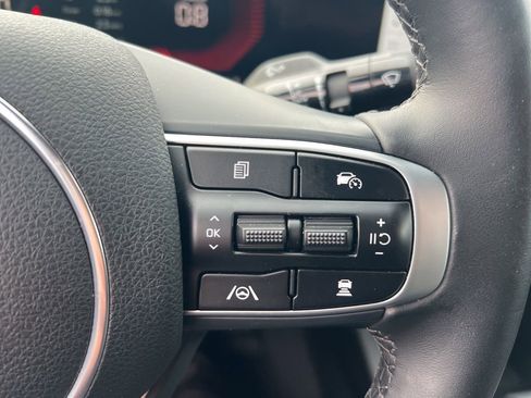 Certified 2025 Kia K5 GT-Line image 60