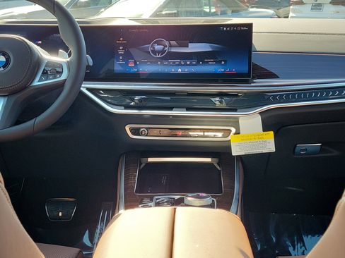 New 2026 BMW X5 xDrive40i w/ Executive Package image 12