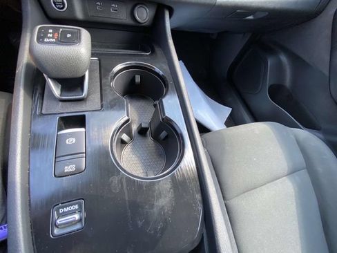 Used 2023 Nissan Rogue S FWD image 19