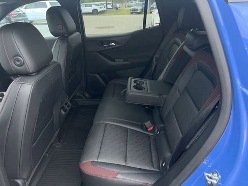 New 2026 Chevrolet Equinox RS w/ Convenience Package III FWD image 7