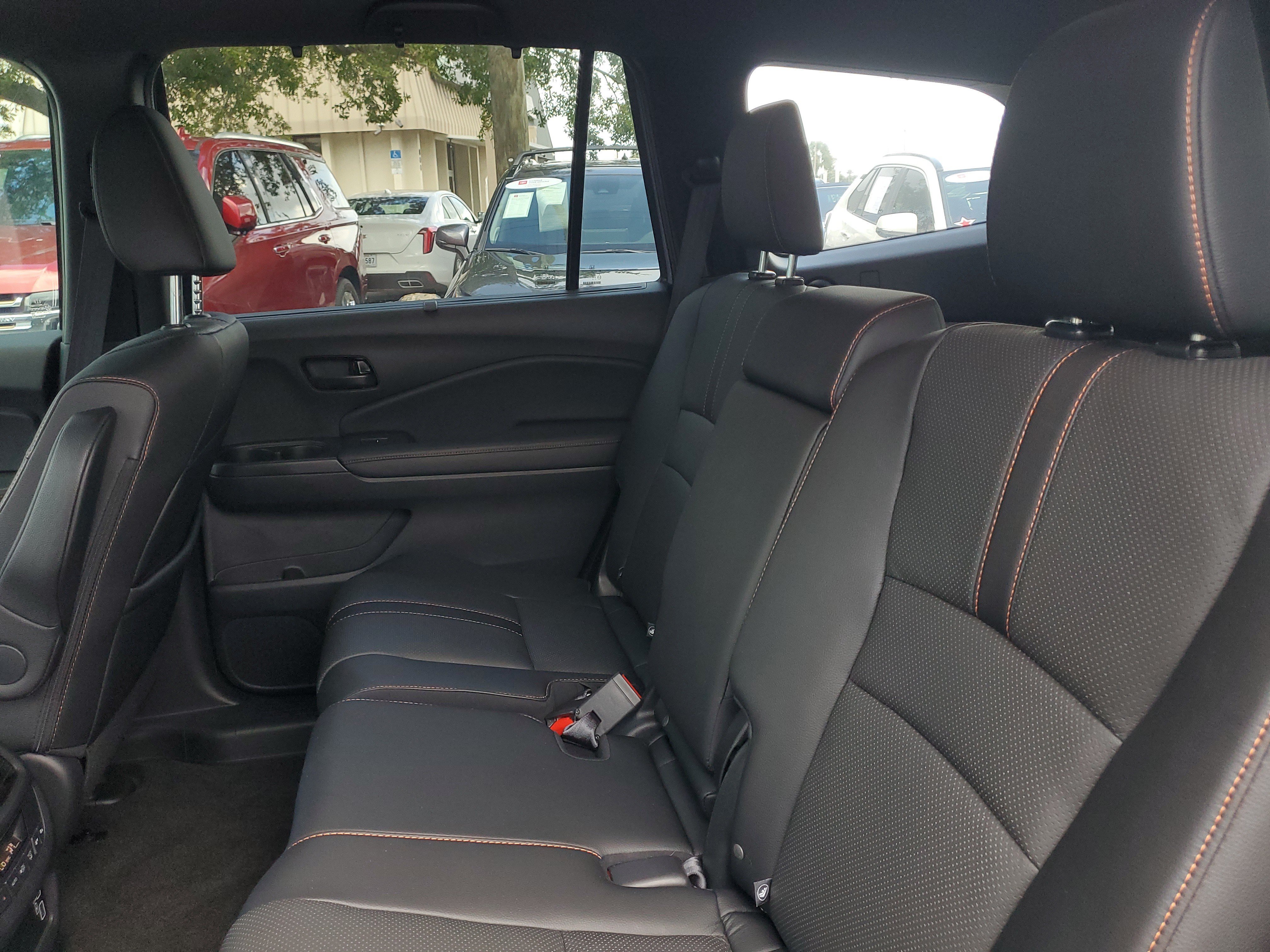 Used 2022 Honda Pilot TrailSport image 13