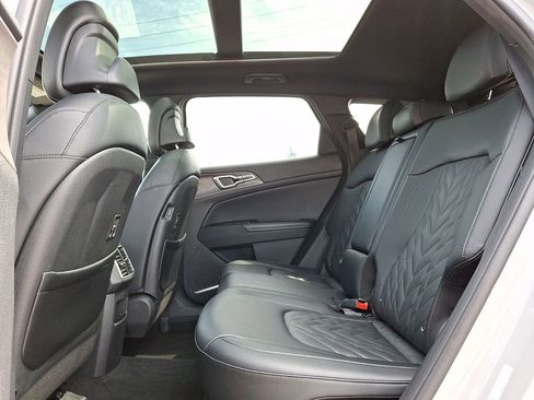 Certified 2023 Kia Sportage X-Line w/ X-Line Premium Package image 10