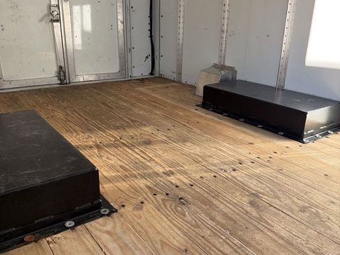 Used 2021 Ford E-350 and Econoline 350 Super Duty w/ Power Windows & Locks Group image 40