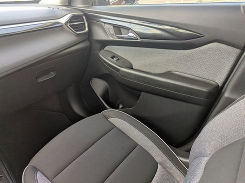 Certified 2025 Chevrolet TrailBlazer LS w/ LS Convenience Package image 13