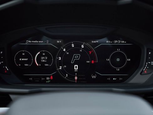 Used 2025 Lamborghini Urus SE image 61