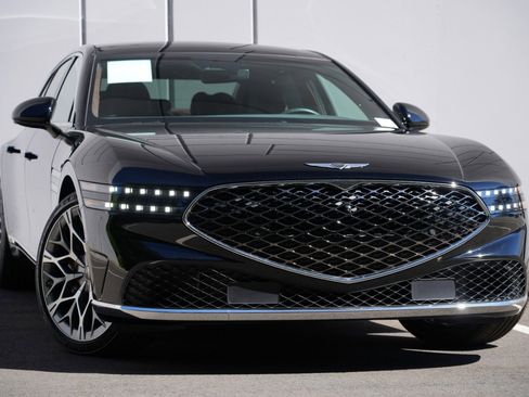 Used 2024 Genesis G90 3.5T AWD/4WD image 4