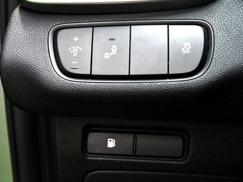 Used 2019 Kia Sorento LX image 22