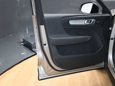Used 2023 Volvo XC40 B4 Plus w/ Protection Package FWD image 31