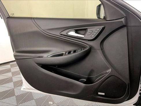 Used 2024 Chevrolet Malibu LT FWD image 19