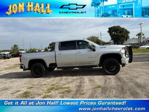Used 2023 Chevrolet Silverado 2500 High Country w/ Z71 Off-Road Package AWD/4WD image 11