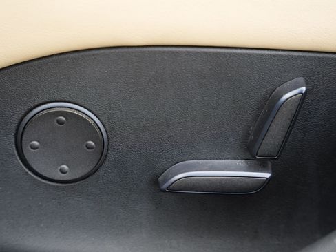 Used 2017 Tesla Model S 60D image 16