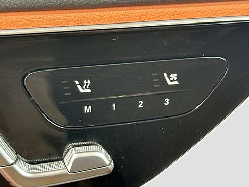 Used 2024 Mercedes-Benz C 300 Sedan image 19